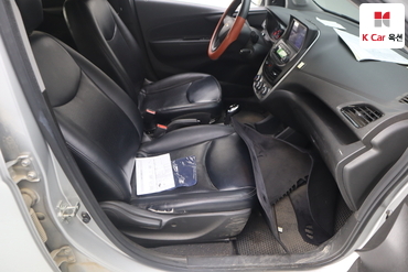 2016 - chevrolet spark