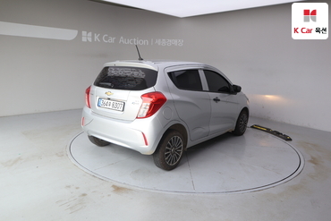 2016 - chevrolet spark