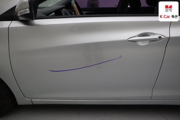 2013 - hyundai avante