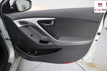 2013 - hyundai avante