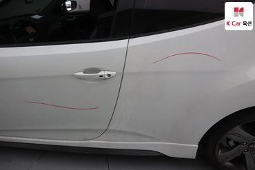 2014 - hyundai veloster