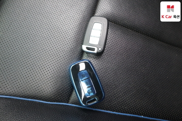 2014 - hyundai veloster