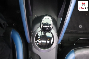 2014 - hyundai veloster