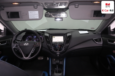 2014 - hyundai veloster