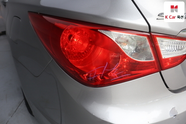 2012 - hyundai sonata