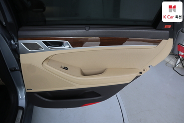 2017 - genesis g80