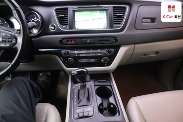 2016 - kia carnival