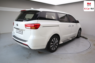 2016 - kia carnival