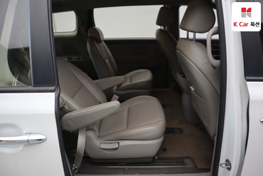2016 - kia carnival