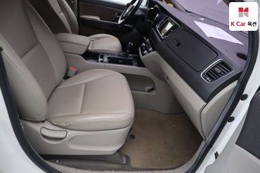 2016 - kia carnival