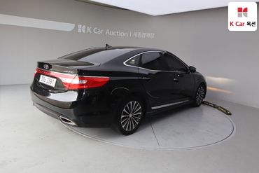 2014 - hyundai grandeur