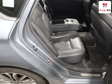 2016 - hyundai g330
