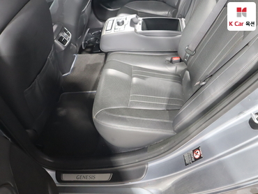 2016 - hyundai g330