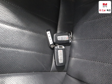 2012 - hyundai bh330