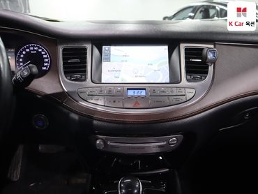2012 - hyundai bh330