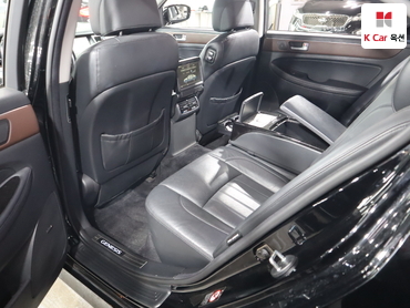 2012 - hyundai bh330