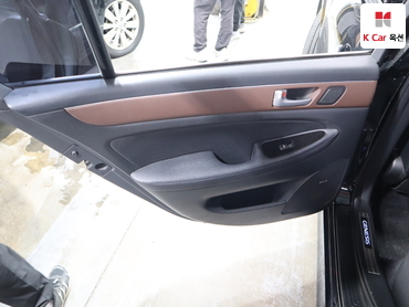 2012 - hyundai bh330