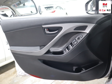 2014 - hyundai avante