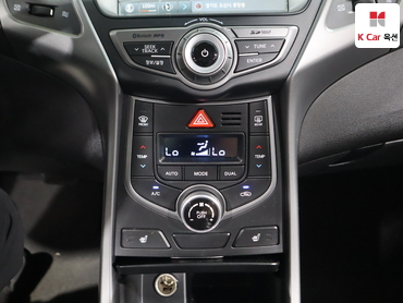 2014 - hyundai avante