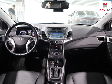 2014 - hyundai avante