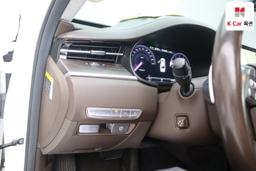 2019 - kia k9