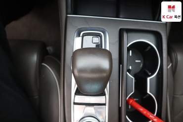 2019 - kia k9
