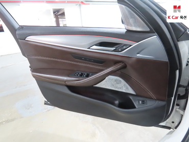 2018 - bmw 5 series