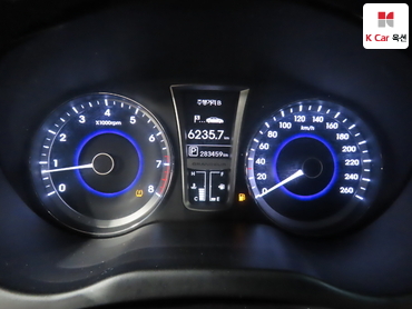 2011 - hyundai grandeur