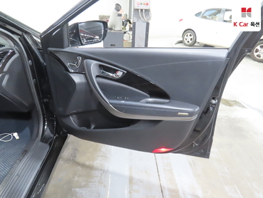 2011 - hyundai grandeur