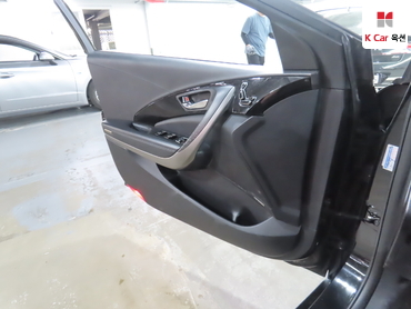 2011 - hyundai grandeur
