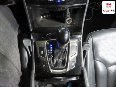 2011 - hyundai grandeur
