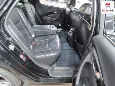 2011 - hyundai grandeur