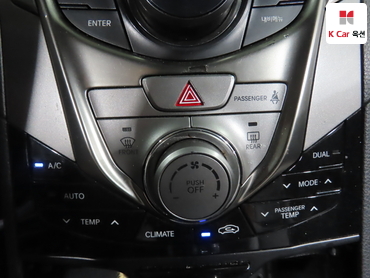 2011 - hyundai grandeur