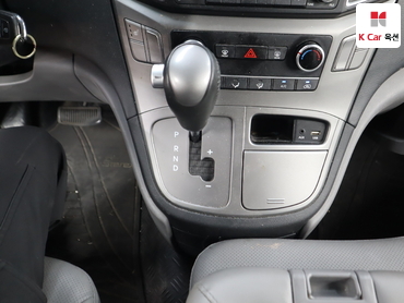2019 - hyundai grand starex