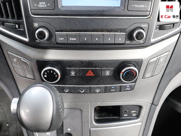 2019 - hyundai grand starex