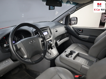 2019 - hyundai grand starex