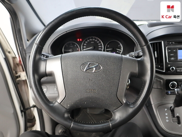 2019 - hyundai grand starex