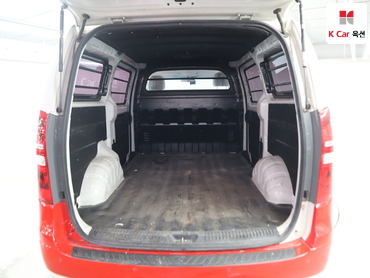 2019 - hyundai grand starex