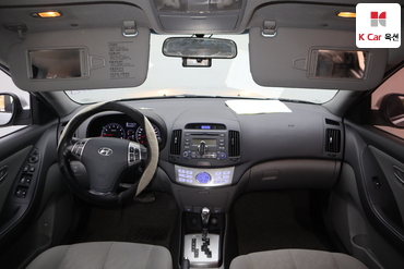 2010 - hyundai avante