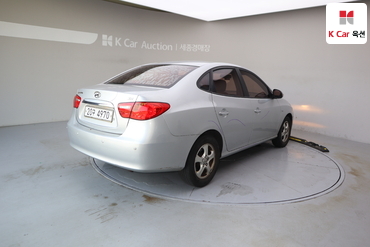 2010 - hyundai avante