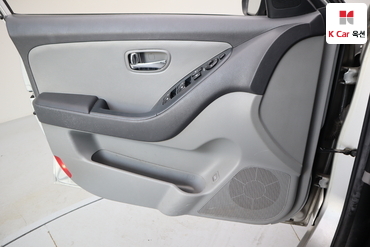 2010 - hyundai avante