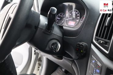 2016 - hyundai grand starex