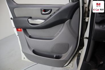 2016 - hyundai grand starex