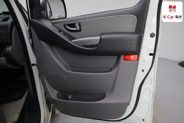 2016 - hyundai grand starex