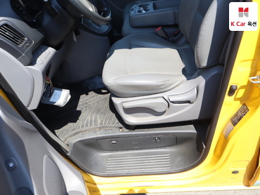 2015 - hyundai grand starex