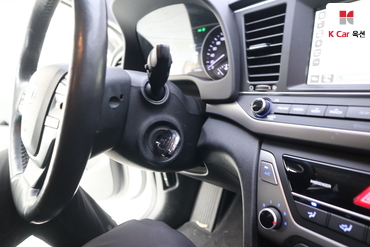 2017 - hyundai avante