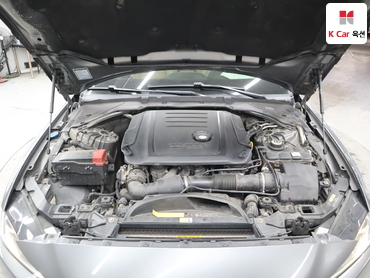2016 - jaguar xe