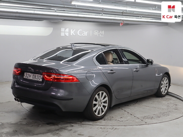 2016 - jaguar xe