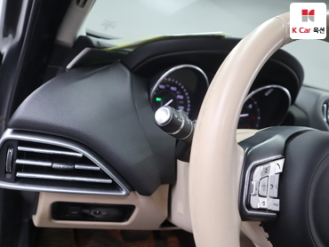 2016 - jaguar xe