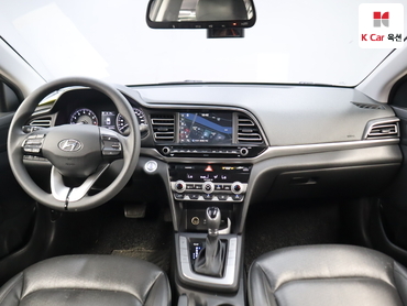 2019 - hyundai avante